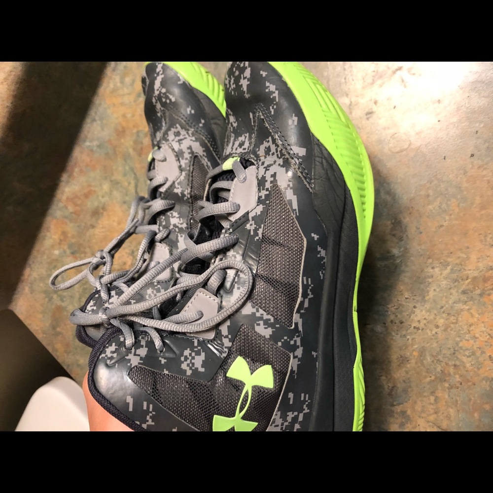 underarmour basketball shoes